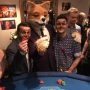 foxy bingo outfit playing poker